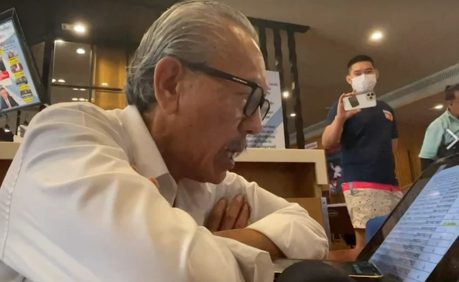 "ชูวิทย์" สุ่มโทรแฉซื้อเสียงดินแเดง ปลายรับได้เงินซื้อเสียงจริง (มีคลิป)