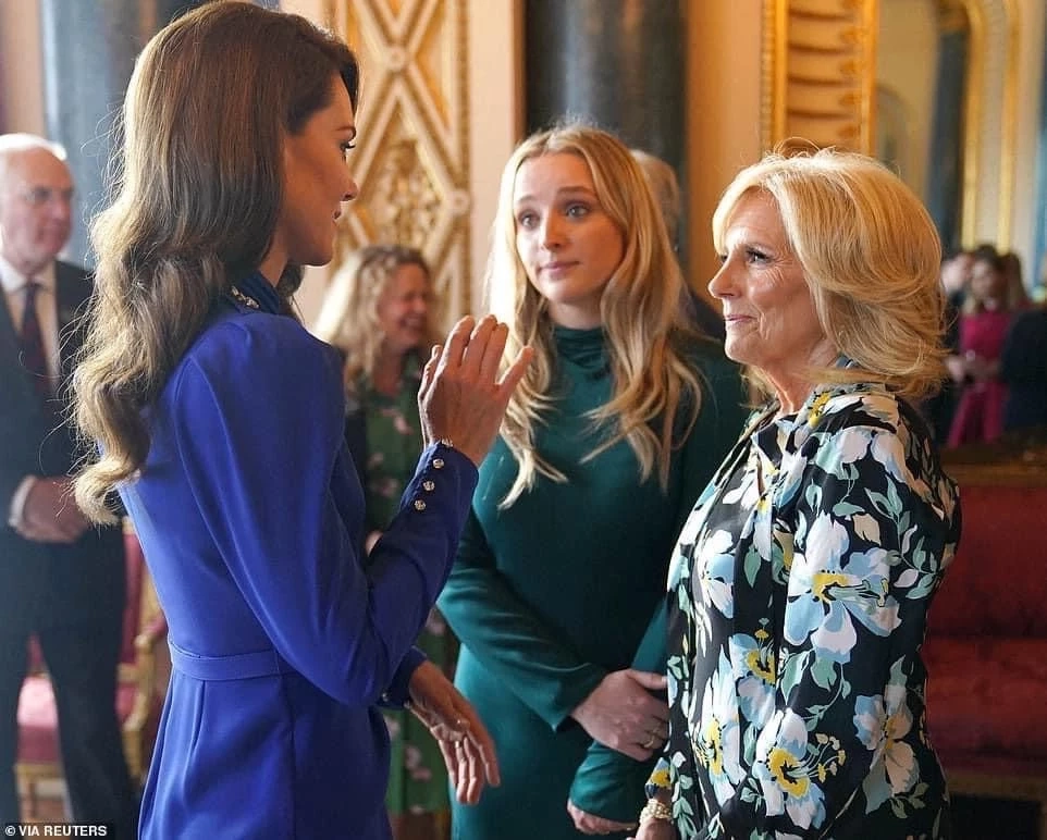 ในหลวง-พระราชินี ทรงร่วมงานพระราชทานเลี้ยงรับรองพระประมุขฯ ณ วังบักกิงแฮม