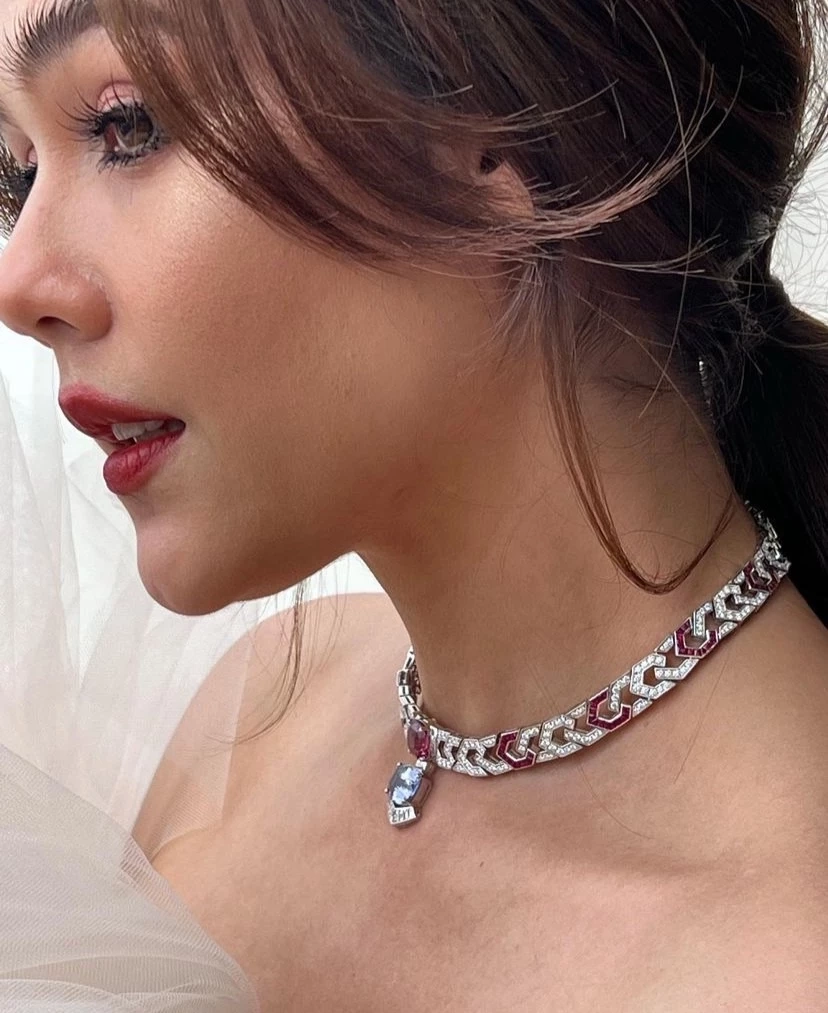 เจาะเมคอัพลุค “ชมพู่ อารยา” กับชุดสับๆเฉิดฉายบนพรมแดงเมืองคานส์ วันที่ 2