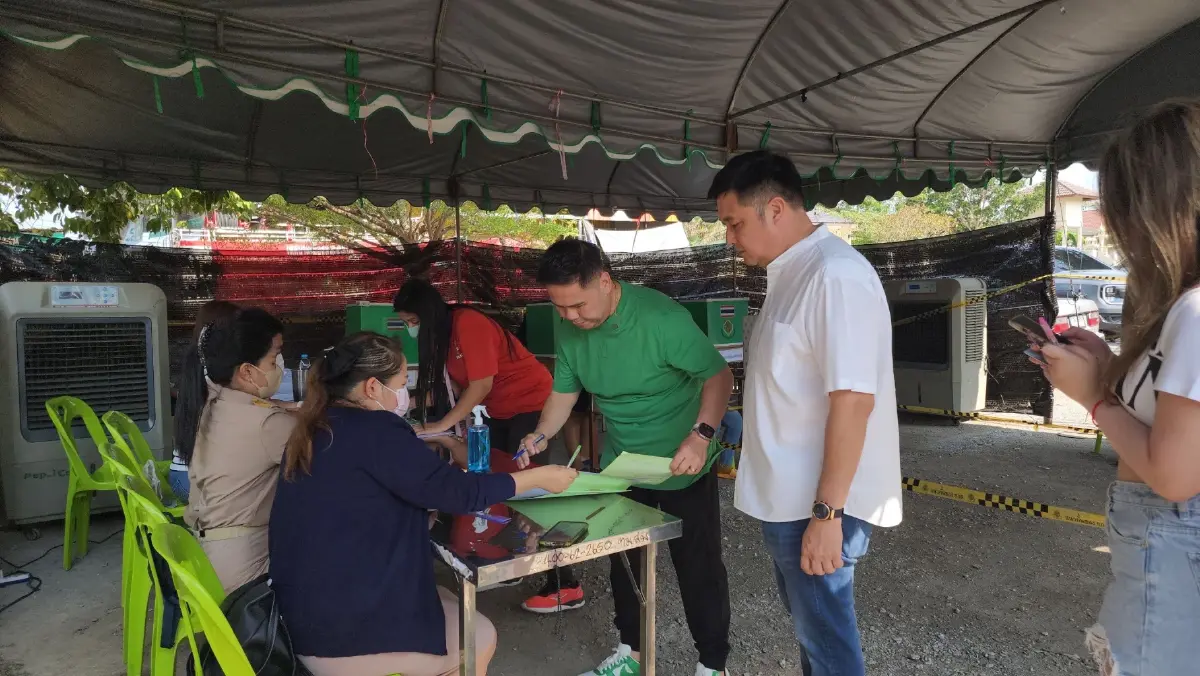 "วราวุธ" ขอพรพ่อบรรหาร ชี้ หลังปิดหีบสมการจัดตั้งรัฐบาลจะชัดเจน
