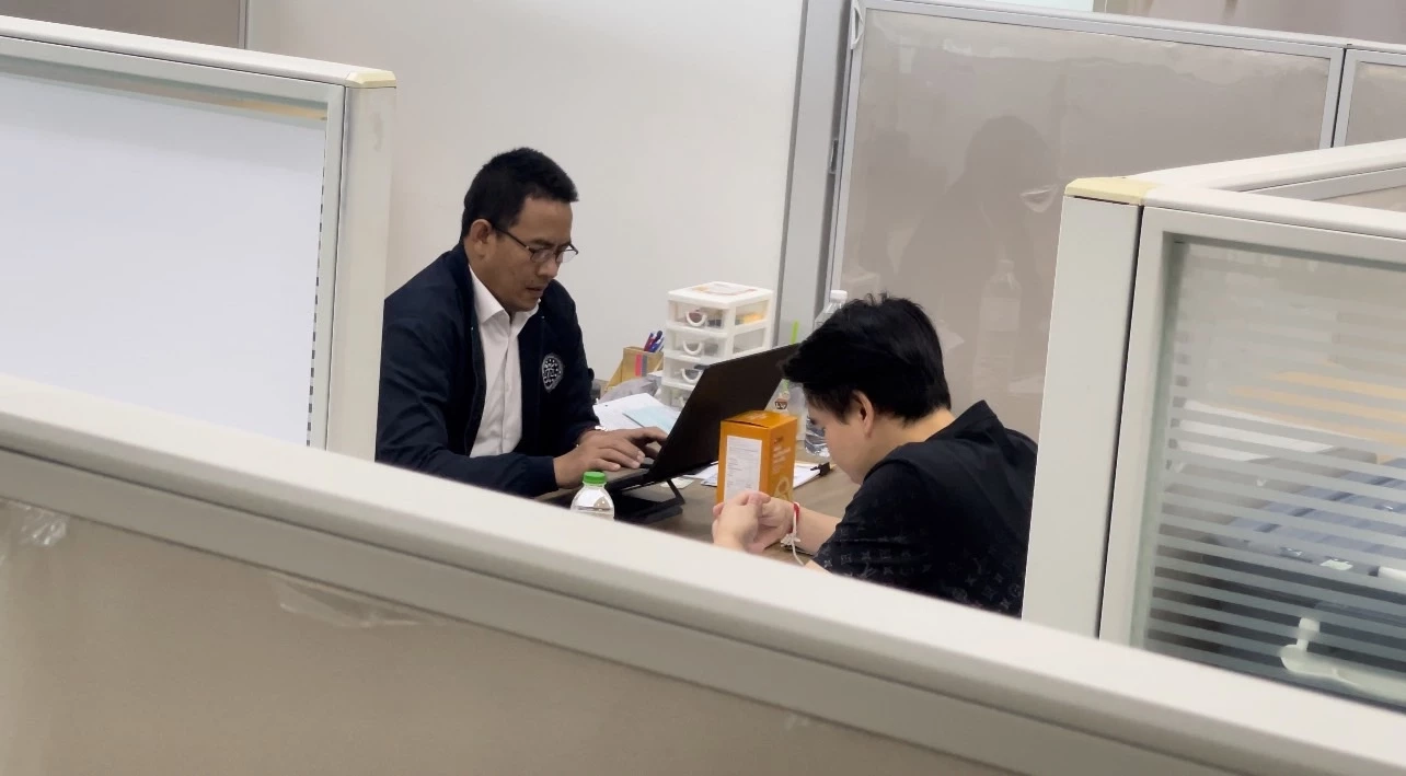 2 พี่น้อง ปธ.สโมสรฟุตบอล โร่ให้ปากคำดีเอสไอ ปม พัวพันเว็บพนัน