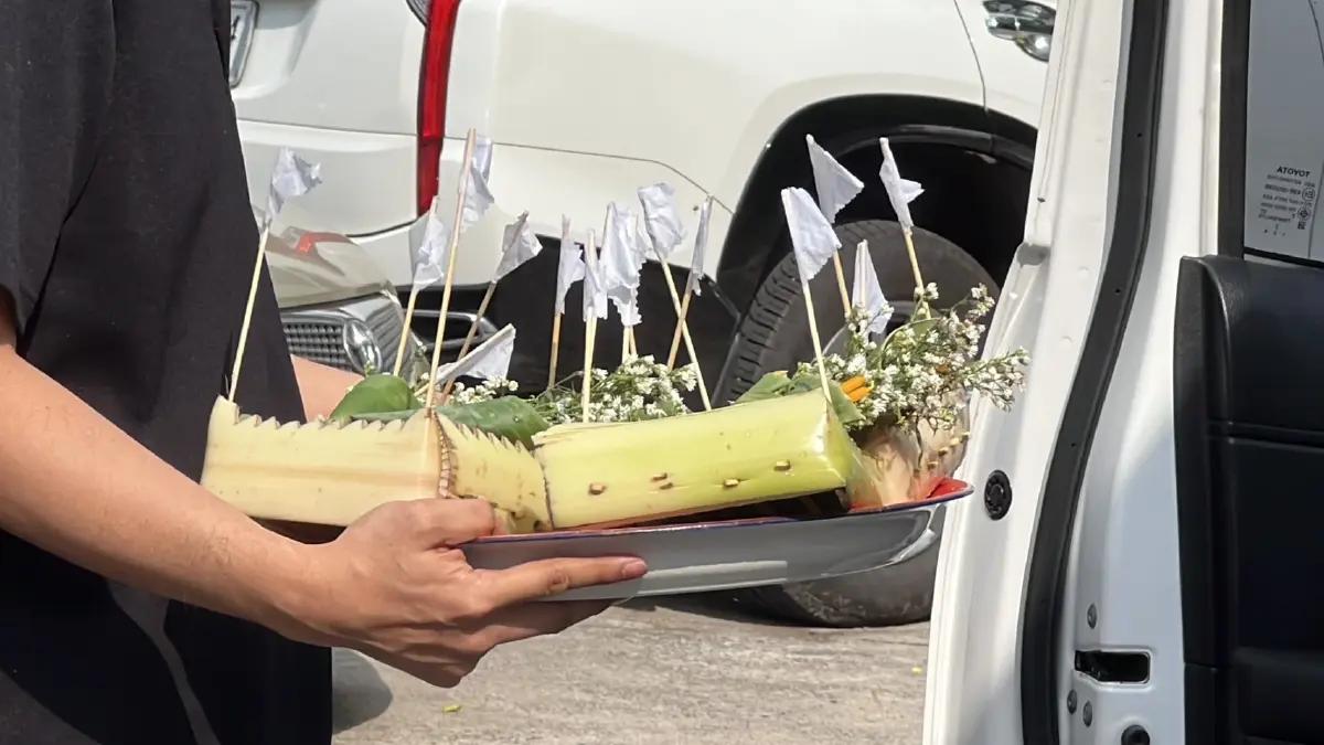 ครอบครัวเซลล์สาว ทำพิธีสูตรถอนวิญญาณ สามีเชื่อคนร้ายวางแผนมาก่อน