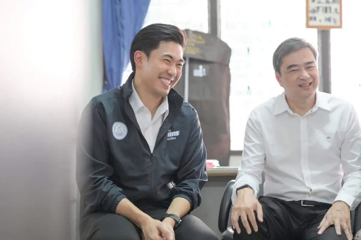 ร่อนจดหมายทั่วเขตคลองเตย-เขตวัฒนา "อภิสิทธิ์" ขอโอกาสให้ "เอิร์ธ พงศกร"