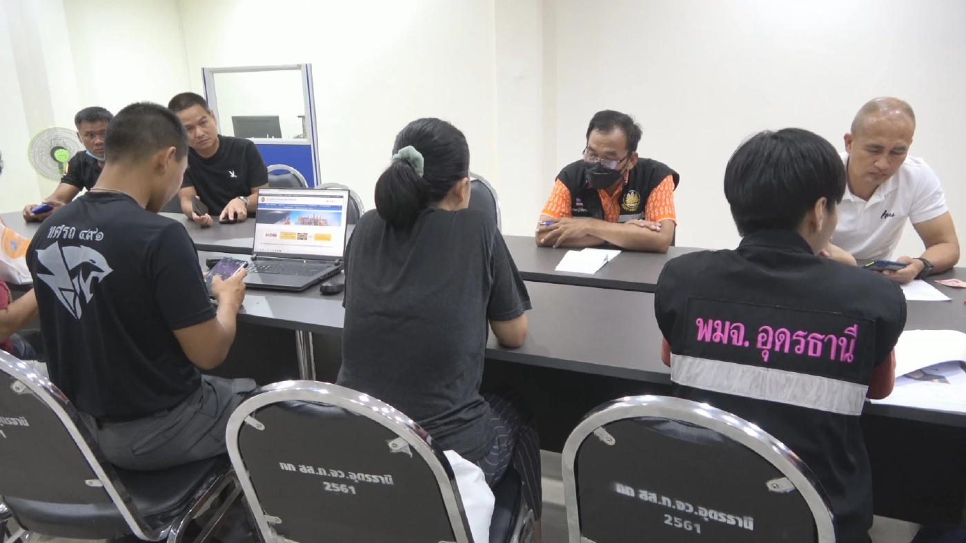 แม่ร่ำไห้วอนช่วยลูกสาวถูกขังดูไบ หลังไปนวดไม่ได้เป้า ถูกส่งต่อขายตัว