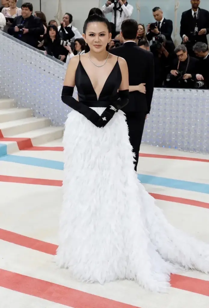 ส่องลุค "ป่าน ณิชาภัทร" ควีนแฟชั่นนิสต้าไทย บนพรมแดง Met Gala2023 (มีคลิป )