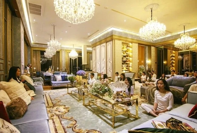 ย้อนข่าวเด็ด "ครูอ้อย เข็มทิศชีวิต" คุณแม่ไฮโซทะเล มีสินทรัพย์มากถึง 166 ล้านบาท