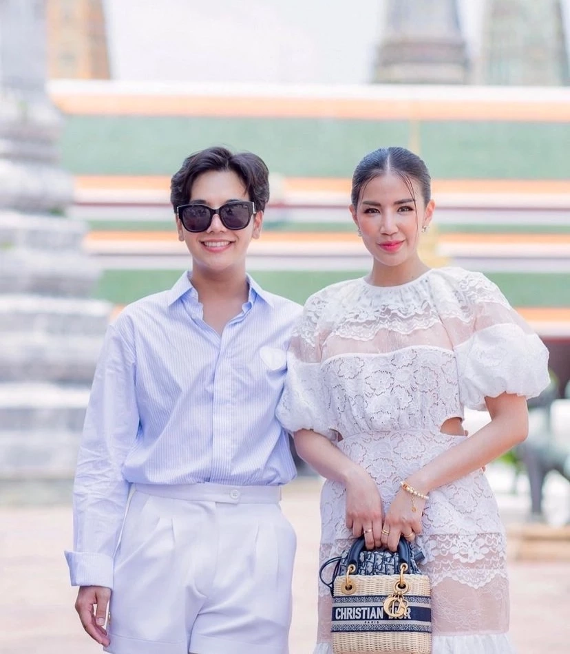 รอปาฏิหาริย์ "ใบเตย อาร์สยาม" เผยอาการล่าสุด แฟนน้องชายยังไม่ฟื้น