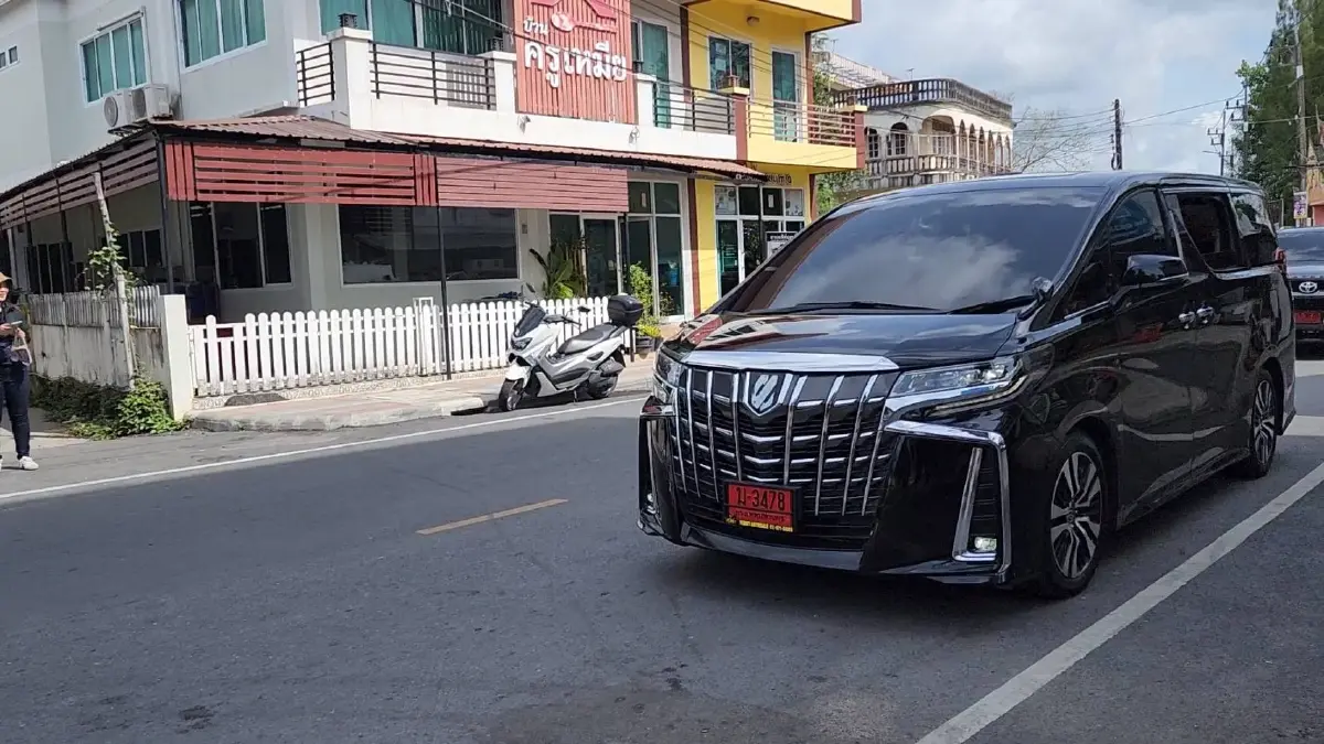 "พล.อ.ประยุทธ์" อ้อนชาวปากพนัง ขอโอกาสเชื่อใจอีกครั้ง นั่งนายกรัฐมนตรี
