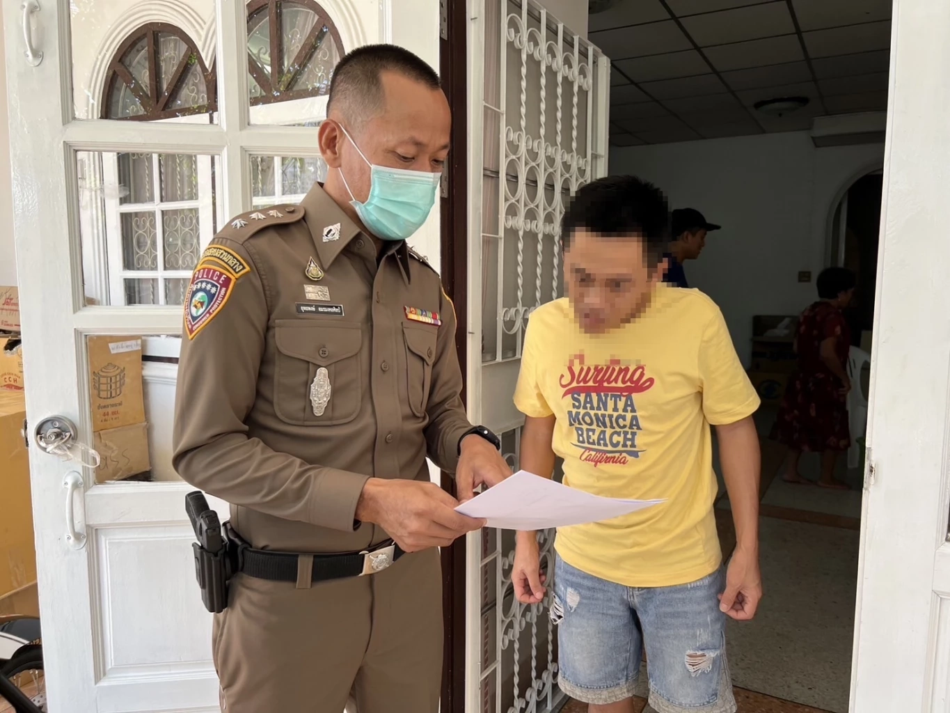 ปคบ.-อย.บุกปิด รง.สมุนไพรปลอม ผลิตขายนทท.จีน ฟันกำไร 100 เท่า