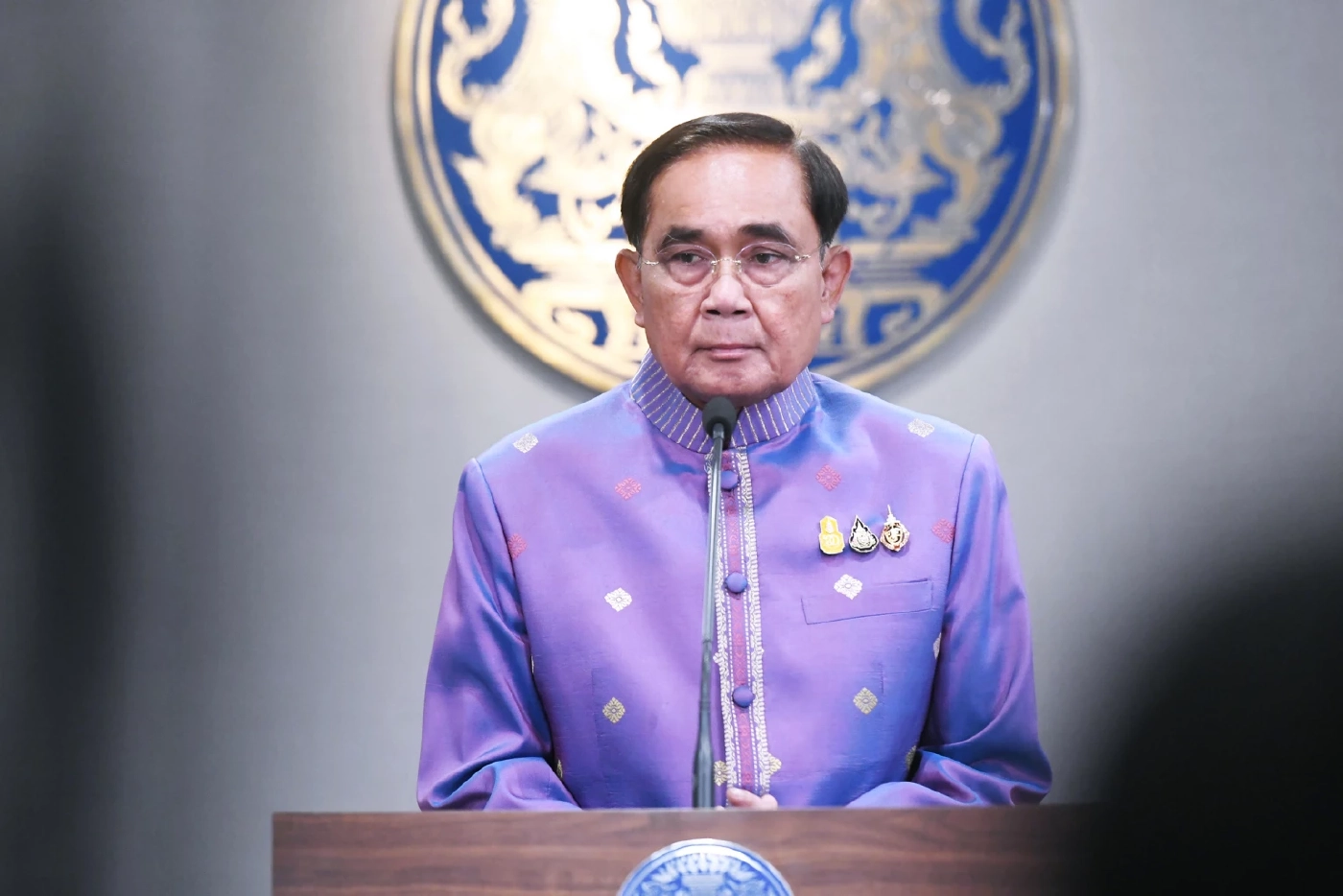 "บิ๊กตู่" ยิ้มรับ-ชิ่งตอบ จี้ถามปม "ทักษิณ" ประกาศกลับบ้านขอเลี้ยงหลาน