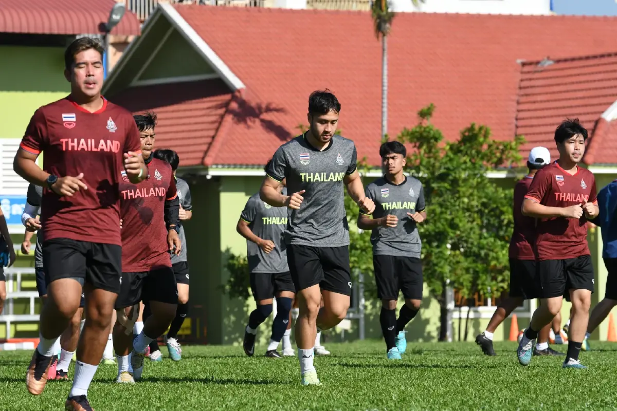"ทีมชาติไทย" ซ้อมมื้อสุดท้ายก่อนดวลอินโดฯ "อชิตพล" ยันสู้เต็มที่เพื่อแชมป์