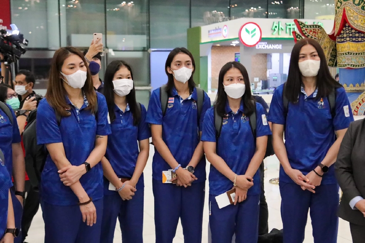 "วอลเลย์บอลหญิงทีมชาติไทย" ลัดฟ้าสู่กัมพูชา สู้ศึก "ซีเกมส์ 2023"