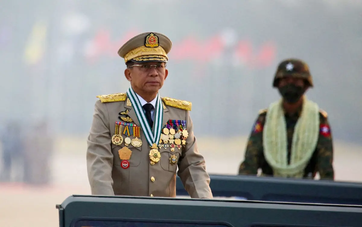 รมว. ต่างประเทศจีนพบผู้นำรัฐบาลทหารเมียนมา