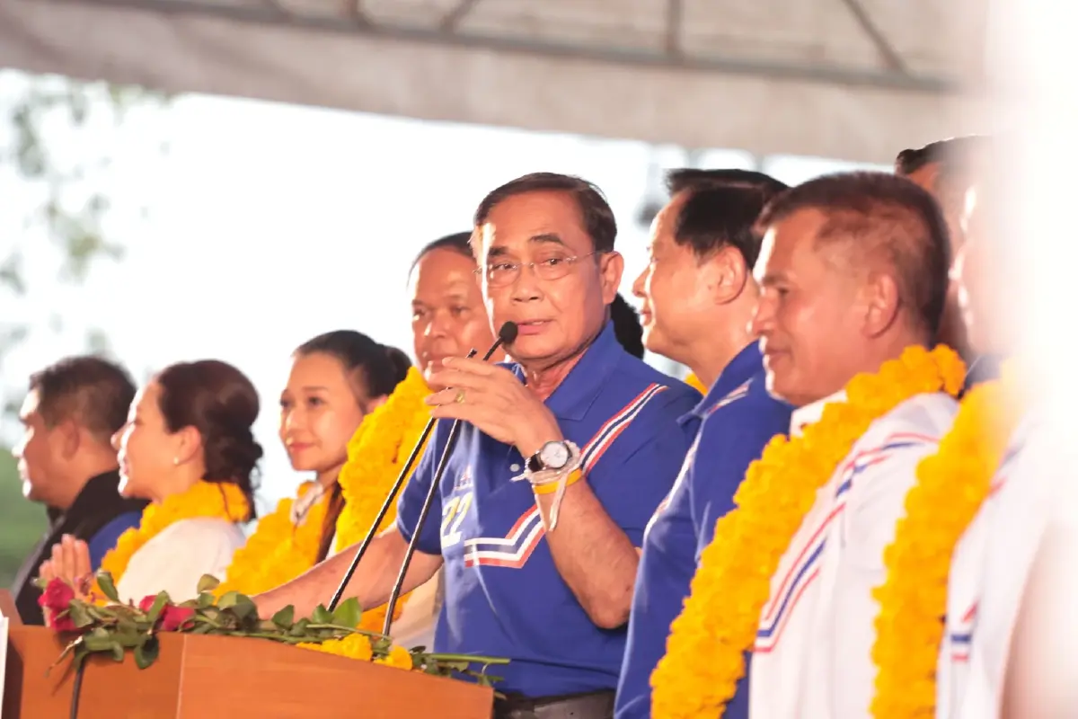 "บิ๊กตู่" ออดอ้อนขอคะแนนคนใต้ยกจังหวัด หวังสานงานที่ยังค้างไว้ให้เสร็จ