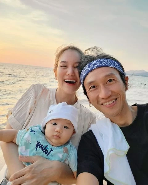 น้ำยาดี! ตูน บอดี้สแลม ขึ้นแท่นคุณพ่อลูกสอง ก้อย รัชวิน ประกาศท้องในวันเกิด