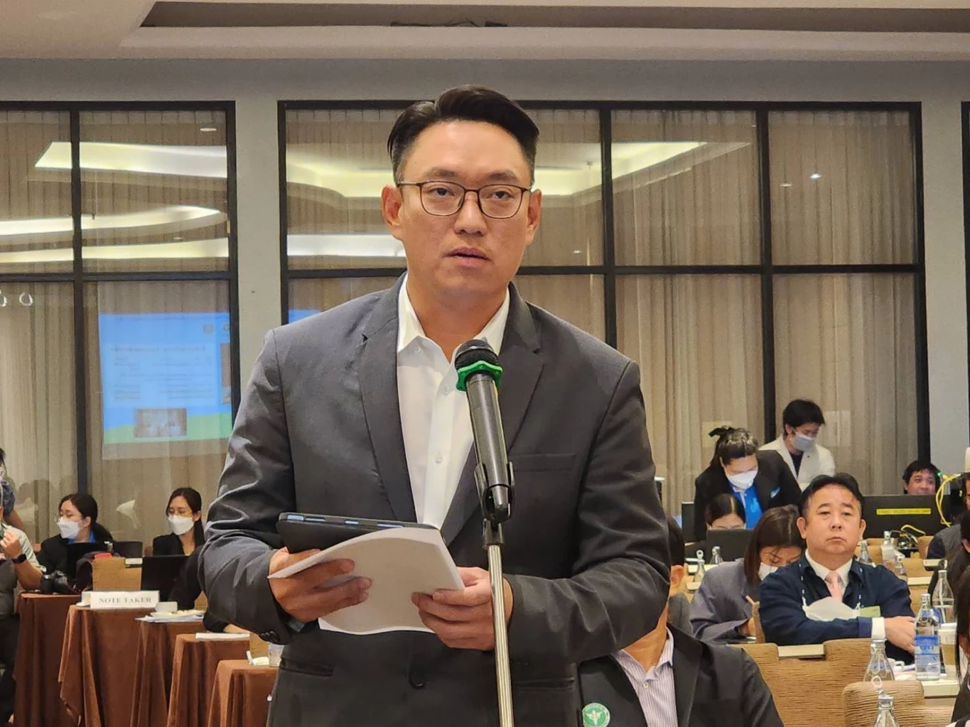 สธ.ฟังความเห็นร่างกม.ป้องเด็กจากอาหาร-เครื่องดื่ม ‘หวาน มัน เค็ม’