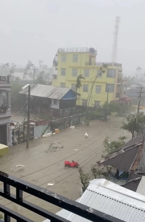 "โฆษกรัฐบาล" เผย สิ่งของพระราชทาน-ของที่มีผู้ร่วมบริจาค ถึงเมียนมาแล้ว