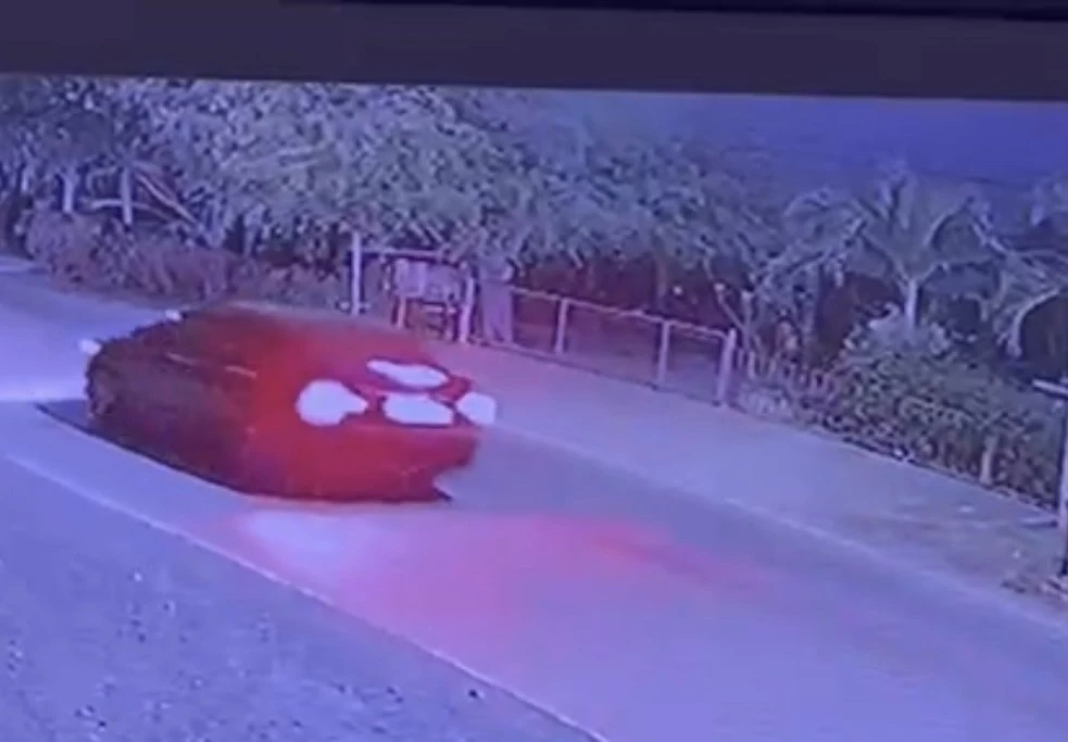 ตำรวจเร่งล่าเก๋งดำ ยิงบ้านหัวคะแนน "พลอย ธนิกุล" คาดได้ตัวเร็ว ๆ นี้