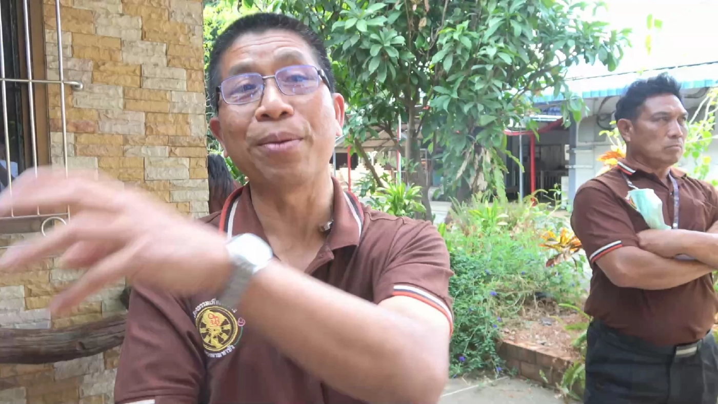 นายพงศธร เพชรรัตน์ อายุ 55 ปี ลูกศิษย์หลวงตามหาบัวอีกคน 