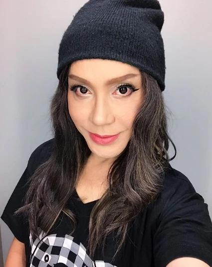 “มัม ลาโคนิค” เล่านาทีของขึ้น ตบแขกเพราะเหยียดเพศ เคยกรีดข้อมือ กินยาลาโลก