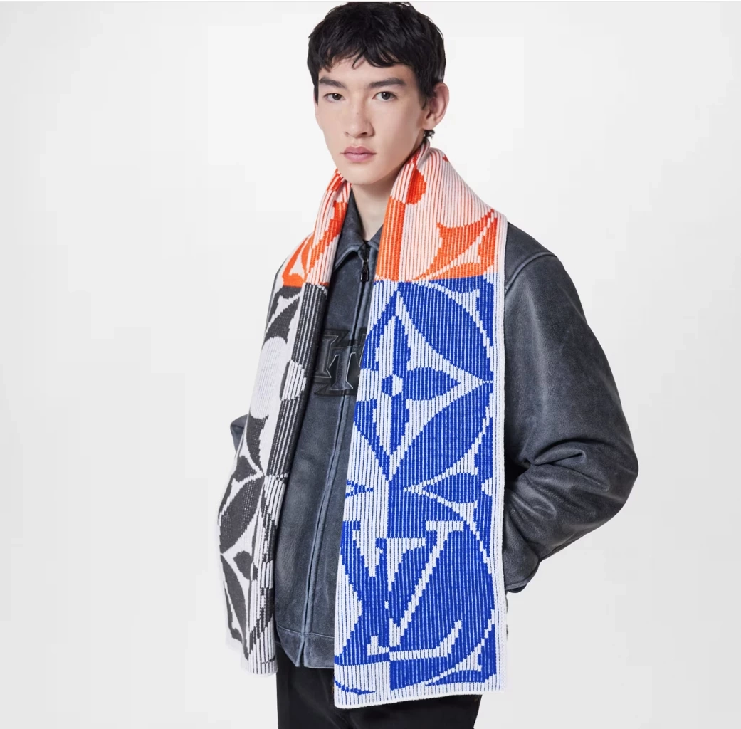 10 ผ้าพันคอแฟชั่นผู้ชาย ใส่แล้วดูดีมีสไตล์