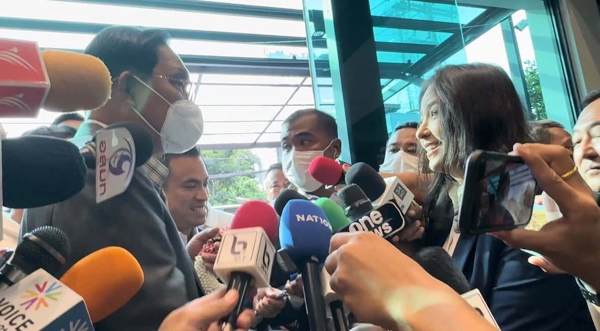 "บิ๊กตู่" ชี้ "พิธา" จะได้นั่งนายกฯหรือไม่ ขึ้นอยู่กับกฎหมาย