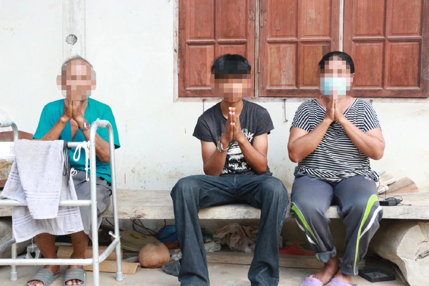 นายเป้ ผู้บาดเจ็บและครอบครัว