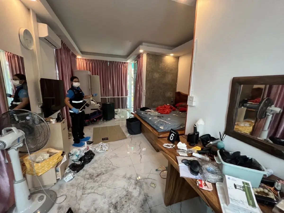 แกะรอย GPS รวบแล้ว 1 แก๊งไอ้โม่งบุกบ้านปล้นชาวจีน หนีกบดานระยอง