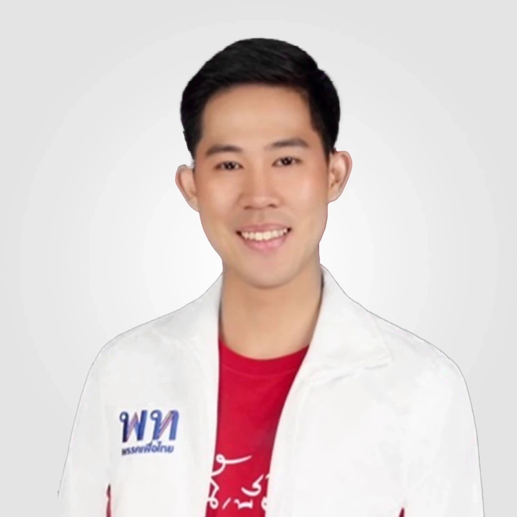 รวี เล็กอุทัย รุ่นใหม่ไฟแรง