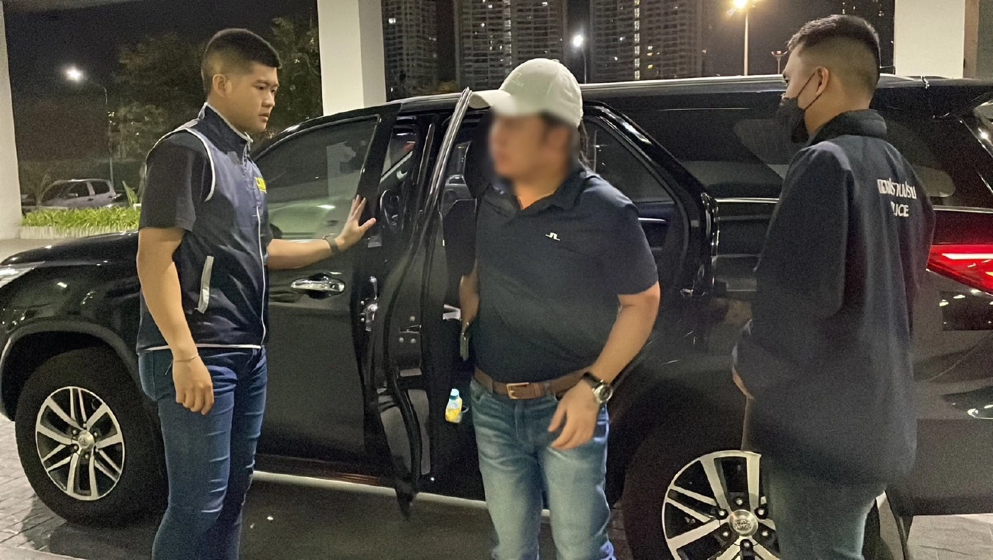 รวบอดีตเสมียนสถานทูตไทย ปลอมวีซ่านักเรียนต่างประเทศ