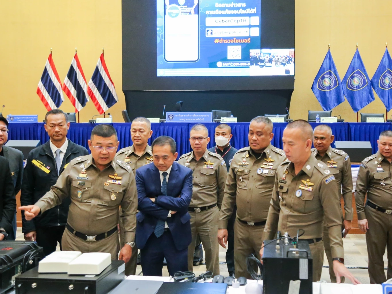 ตั้ง ผบ.ตร.เป็นประธานอนุกรรมการ ปราบคดีออนไลน์ หลังสถิติคดีลดลง