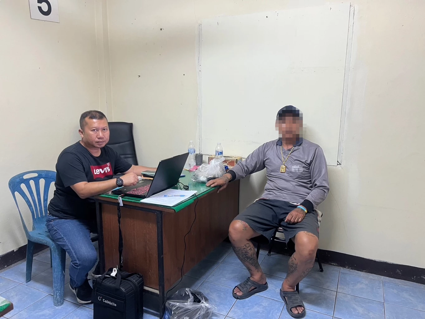 นายชัยวัฒน์ หรือวัฒน์ บุญการินทร์ อายุ 44 ปี ผู้ต้องหาฆ่าหนุ่มลูกครึ่ง