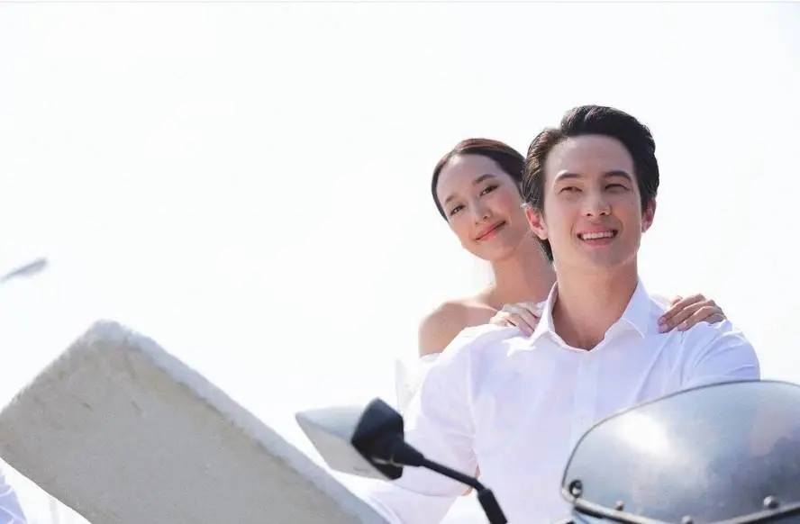 เจมส์ มาร์ เข้าชมรมคนคลั่งรัก เปิดตัวคบ พาย รินรดา 