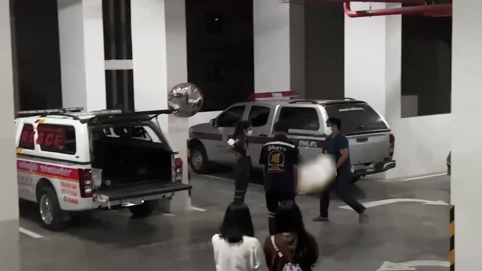 พบร่างหนุ่มสาว ถูกยิงดับในคอนโดศรีราชา เสียชีวิตมาร่วมเดือน