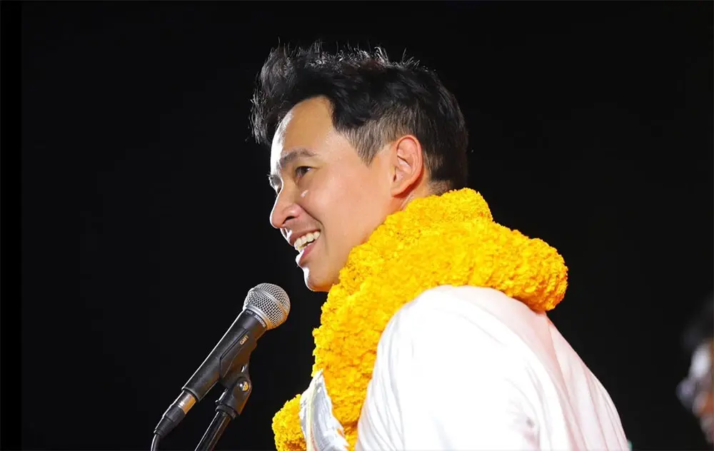 "ก้าวไกล" ลั่นยึดนนทบุรี ปลุกกาเลือก 2 ใบเปลี่ยนรัฐบาล ดัน "พิธา" นั่งนายกฯ