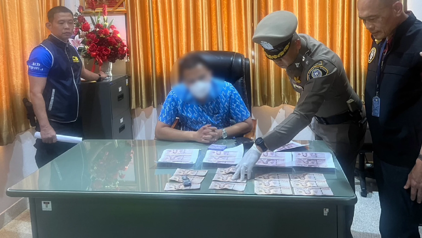 สั่งเด้ง "นายอำเภอแม่วงก์" เซ่นปมทุจริต รีดส่วยบ่อนไก่ชน