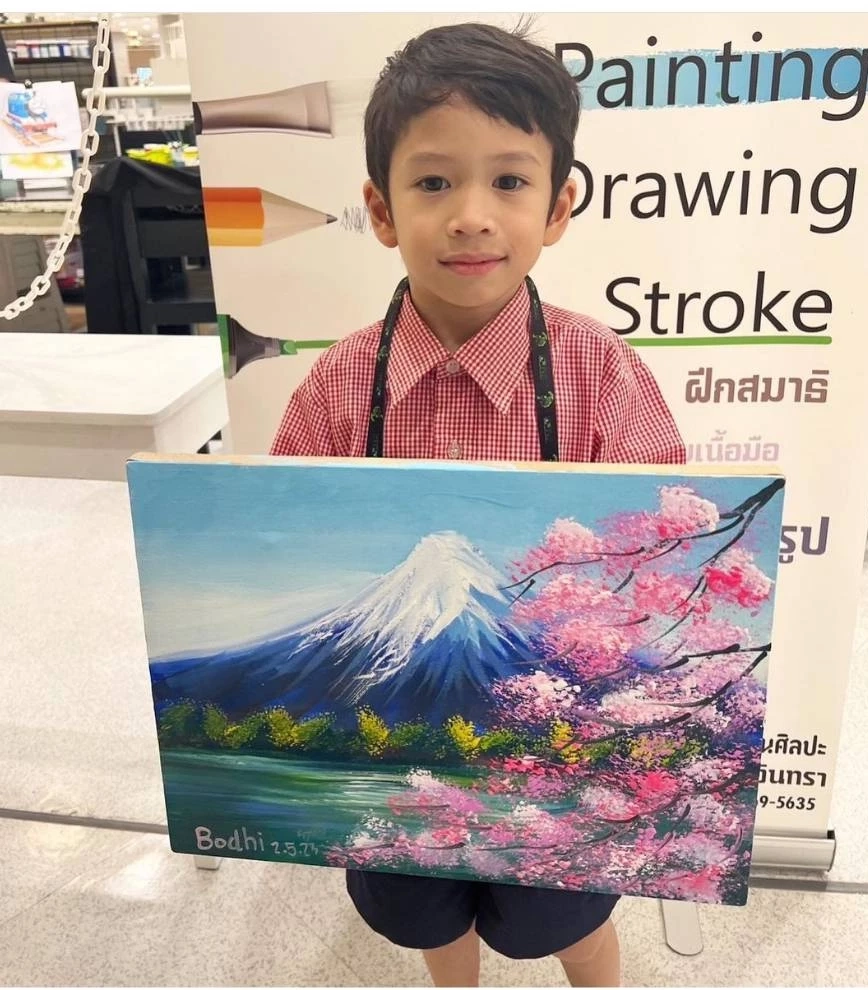 ตะลึง ผลงานวาดรูป น้องโพธิ์ ลูกชาย ชาคริต แค่คลาสแรกยังสวยขนาดนี้