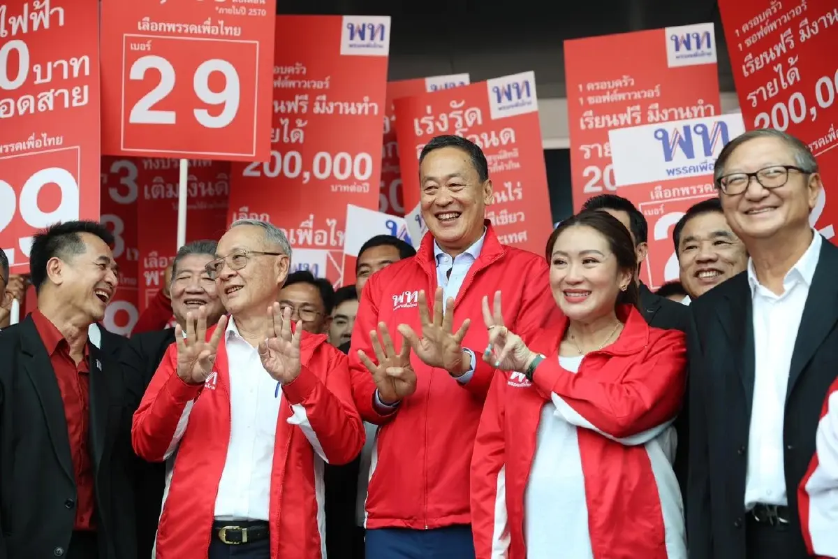 "โค้งสุดท้ายเลือกตั้ง" ปรับกลยุทธ์ เปลี่ยนสไตล์ ชิงแต้มสำคัญหวังพลิกเกม  