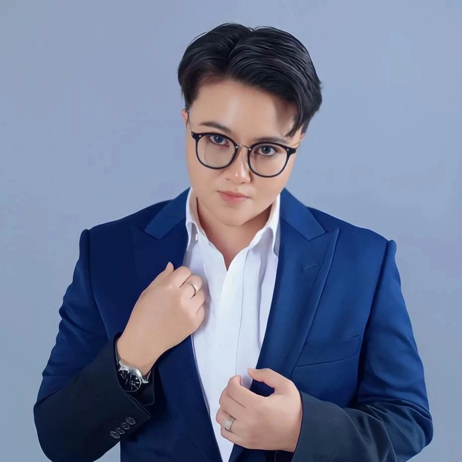 หมอเค้ก ฟาดดวง เผยคำทำนาย 5 ราศี วาจาเรียกทรัพย์ เงินเข้ารัว ได้ลุ้นลาภลอย