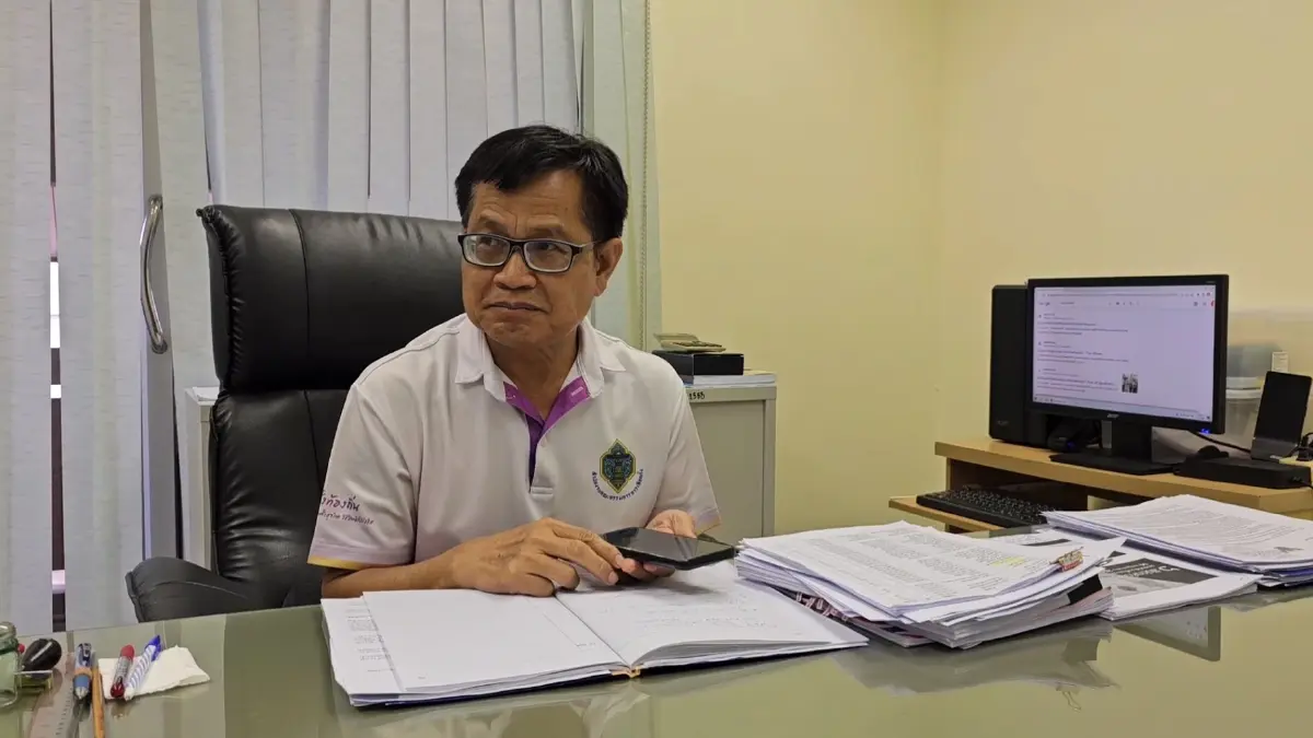 นายดัมพ์ สุริโย ผอ.กกต.ร้อยเอ็ด