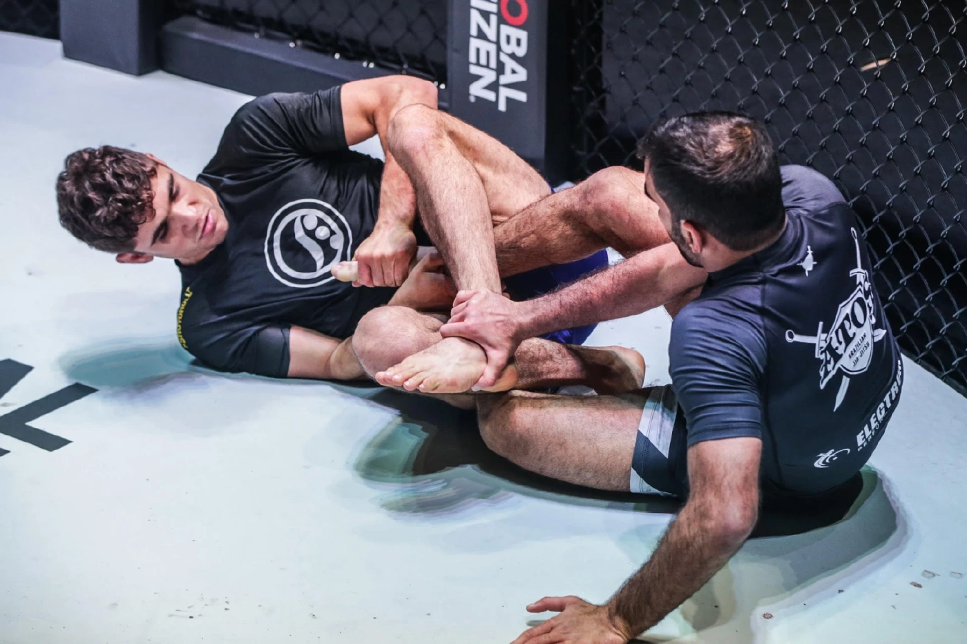 “รถถัง-แสตมป์” กอดคอคว้าชัย ศึก ONE FIGHT NIGHT 10