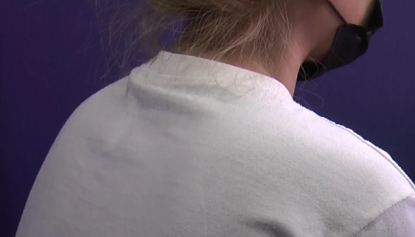 นางเอ ภรรยาที่ถูกสามีบังคับหลับนอนชายอื่นเพื่อขัดดอกค่ายา