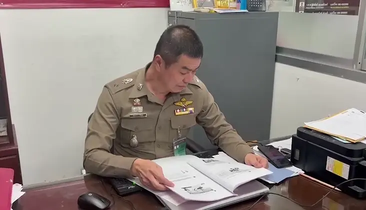 อย่าหาทำ! ตร. เร่งล่าตัว หนุ่มโพสต์ Tiktok อวดเงินพันพร้อมบัตรหาเสียง