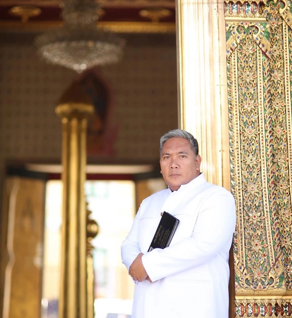 "หมอขวัญแม่นเวอร์" เปิดเลขมงคลงวดนี้ คอหวยแห่ส่อง เลขสวย ลุ้นโชคหวย 1/6/66