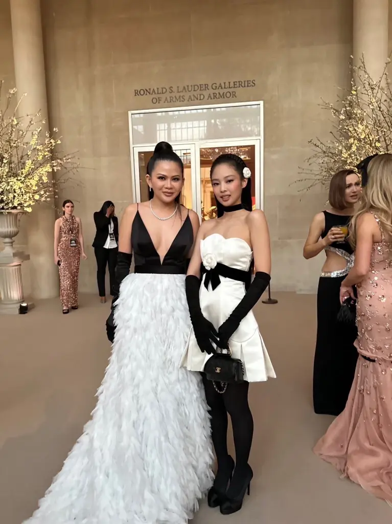 ส่องลุค "ป่าน ณิชาภัทร" ควีนแฟชั่นนิสต้าไทย บนพรมแดง Met Gala2023 (มีคลิป )