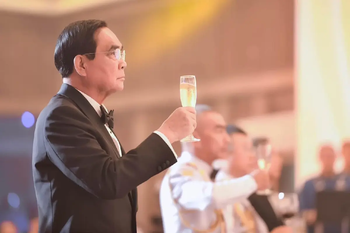 “เพจลุงตู่ตูน” ปลุกพลังเงียบ หนุน “ลุงตู่” เป็นนายกฯ ต่อ 