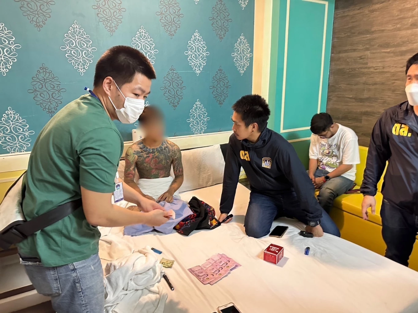 ตำรวจ ดส.บช.น. รวบพ่อเล้าวัย 17 ค้ากามเยาวชน อ้างชวนเพื่อนมาหาเงินเตร่