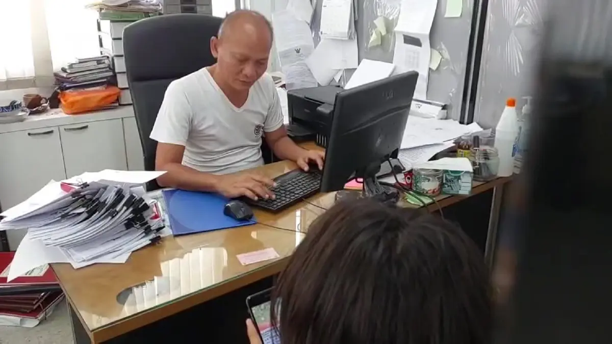 วัยรุ่น "แหลมฟ้าผ่า" ยิงถล่มคู่อริ ด.ช. วัย 14 เสียชีวิต ส่วนเพื่อนสาหัส