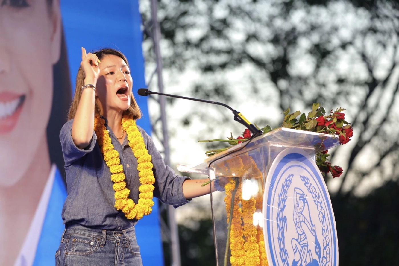 มาดามเดียร์ อ้อนชาวคลองหอยโข่ง สร้างประวัติศาสตร์อีกครั้ง ลั่นปักธงได้แน่