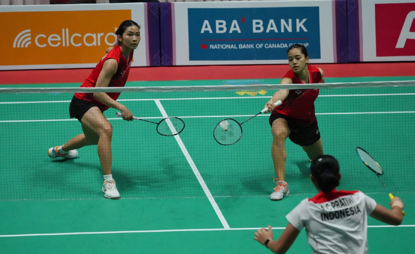 แบดสาวไทยอัดอินโด 3-0 คู่ ผงาดแชมป์ซีเกมส์สมัย 9